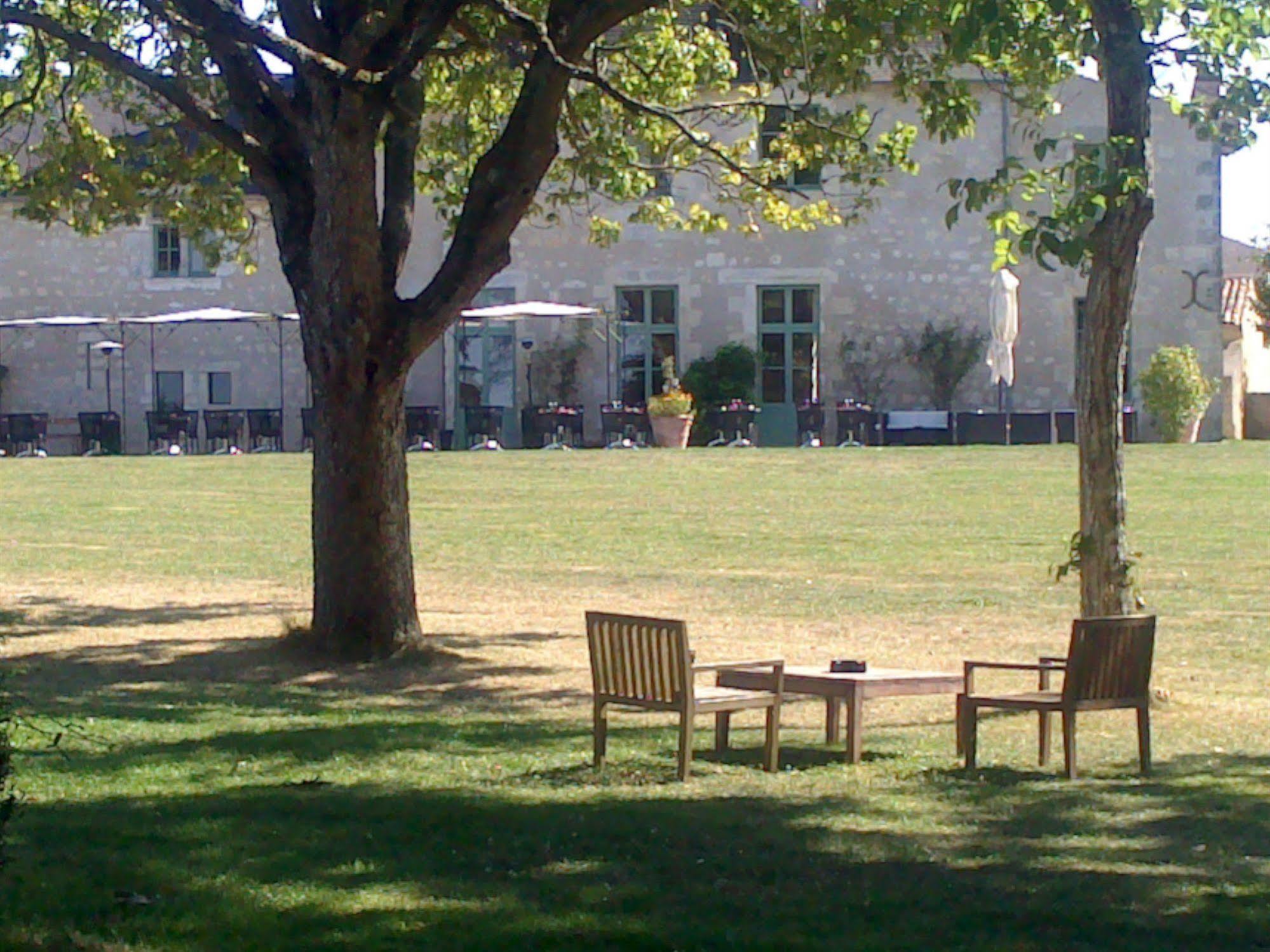 Domaine Du Normandoux, The Originals Relais Hotel Terce Exterior photo