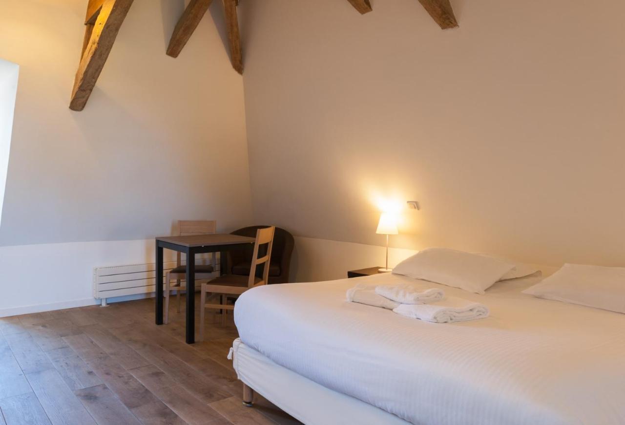 Domaine Du Normandoux, The Originals Relais Hotel Terce Exterior photo